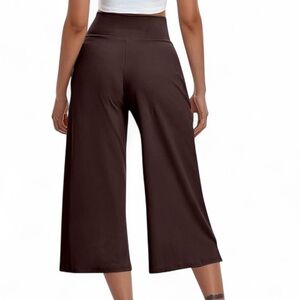 Codigo | Women’s Y2K Flowy Wide Leg Palazzo Pants in Dark Brown | M